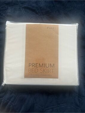Home Collection Ivory Full Size Bedskirt